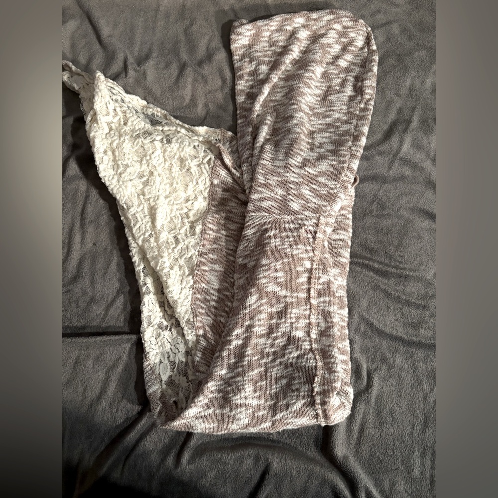 American eagle sleeveless cardigan